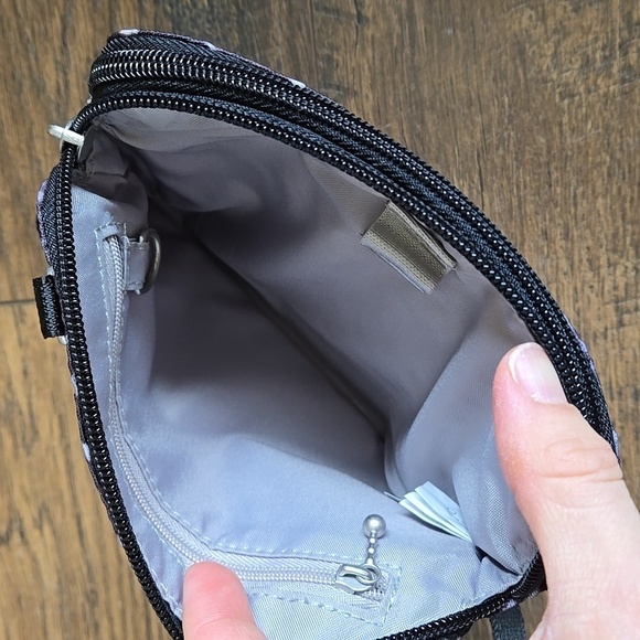 Baggallini Modern Everywhere Mini Bag - Picture 8 of 11